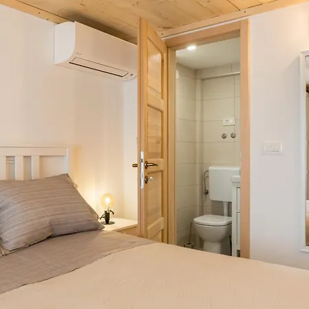 Apartament Wood One